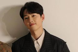 Chưa phát sóng 'Reborn Rich', Song Joong Ki đã 'rục rịch' tái xuất với dự án phim mới