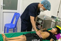 Cứu sống trẻ 12 tuổi bị dập nát nhiều nội tạng