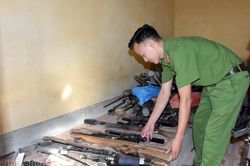 Thu hồi vũ khí, vật liệu nổ, công cụ hỗ trợ ở huyện Nậm Pồ