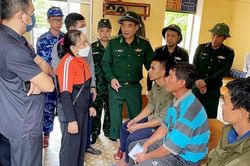 Tìm kiếm 3 thuyền viên mất tích trên biển do 2 tàu va chạm