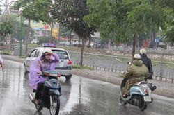 Nam Trung Bộ, Tây Nguyên và Nam Bộ tiếp tục có mưa rào và dông