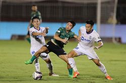Vòng 22 V.League 2022: CLB TP.HCM sáng cửa trụ hạng