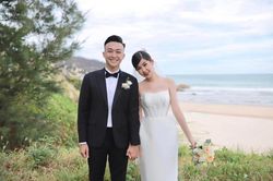 Lê Âu Ngân Anh đẹp hớp hồn ông xã BTV trong bộ ảnh cưới