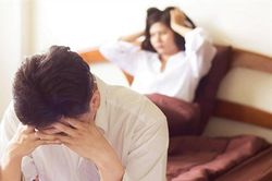 'Bóc phốt' hôn nhân - nguy cơ phạm luật
