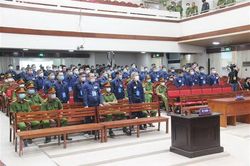 Vụ buôn lậu xăng dầu ở Đồng Nai: Kẻ cầm đầu khai 'không biết buôn bán'