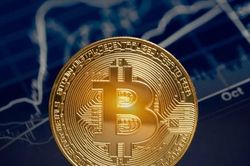 Ethereum hay Bitcoin: Mua đồng coin nào tốt hơn cho danh mục đầu tư trong thời điểm này?
