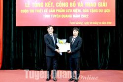 Trao giải Cuộc thi thiết kế sản phẩm lưu niệm, quà tặng du lịch