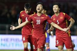 Xua tan nỗi lo, ĐT Việt Nam vẫn chinh phục AFF Cup với điểm tựa Mỹ Đình