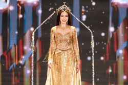 Ca khúc vang lên trong 2 khoảnh khắc quan trọng của Thùy Tiên tại Miss Grand khiến fan xúc động