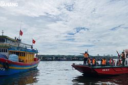 Quản lý chặt chẽ tàu thuyền ra khơi