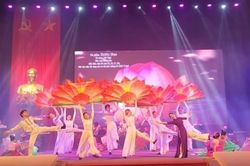 Văn hóa - Nghệ thuật Thông tin văn hóa Kỷ niệm 45 năm thành lập Trường Trung cấp văn hóa nghệ thuật Thừa Thiên Huế