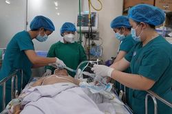 Ngành y tế TP.HCM đưa ra nhiều đãi ngộ để thu hút, ''giữ chân'' điều dưỡng
