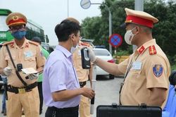 Công an Hà Nội quyết liệt xử lý vi phạm trật tự an toàn giao thông (3): Quán triệt nghiêm túc và cụ thể hóa chỉ đạo của lãnh đạo Bộ