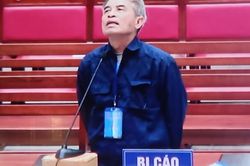 Bị cáo Phan Thanh Hữu khai có chi phí 'bôi trơn' hàng tháng