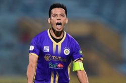 Bóng đá Việt Nam hôm nay: Văn Quyết lọt TOP 10 chân sút tốt nhất V-League