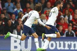 Chiến thắng không đáng tự hào của Tottenham