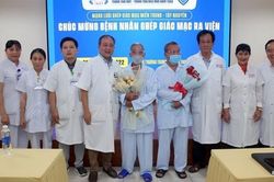 Nữ bệnh nhân hiến tặng giác mạc giúp 2 người mù lòa tìm lại ánh sáng