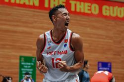 Chính thức: Justin Young sẽ là nội binh của đội tuyển Việt Nam tại các giải đấu FIBA
