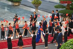 Chủ tịch nước Nguyễn Xuân Phúc tiếp Thái tử kế vị Đan Mạch Frederik