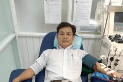 Thầy giáo Lương Quang Đại với những giọt máu hồng cứu người