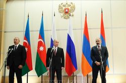 Armenia, Azerbaijan 'nhất trí không sử dụng vũ lực' để giải quyết tranh chấp