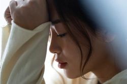 Chồng tôi chỉ nói một câu mà mẹ vợ đồng ý điều trị ung thư