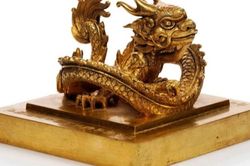 Hãng Millon tạm hoãn đấu giá ấn vàng 'Hoàng đế chi bảo'