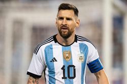 PSG phải cho Messi nghỉ sớm trước World Cup