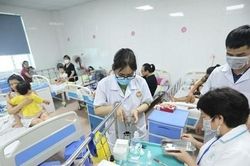 Hà Nội: Sốt xuất huyết vượt ngưỡng cảnh báo