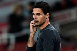 Phản ứng của HLV Arteta trước tin đồn dẫn dắt Barca