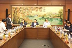 ĐB Quốc hội: Phân cấp, phân quyền trong Luật Đất đai hiện nay rất chậm