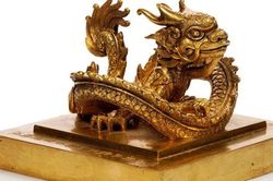 Tìm kiếm các khả năng đưa ấn Hoàng đế Chi bảo về nước