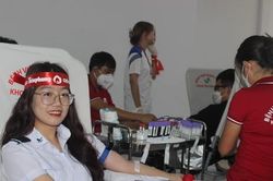 Sinh viên Học viện Hàng không Việt Nam hào hứng hiến máu tình nguyện Chủ nhật Đỏ