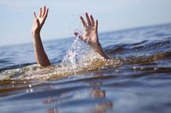 2 chị em ruột đuối nước thương tâm