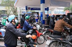 Sớm khắc phục tình trạng thiếu hụt xăng dầu