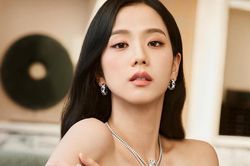 Phía đại diện công ty của Jisoo (Blackpink) lên tiếng sau khi nữ thần tượng gặp 'biến cố' trên sân khấu