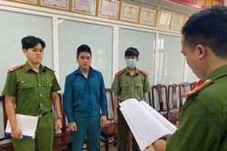Chính trị - Xã hội Theo dòng thời sự Khởi tố đối tượng lừa đảo qua mạng