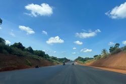 Tập trung đưa cao tốc Phan Thiết - Dầu Giây thông xe vào 31-12