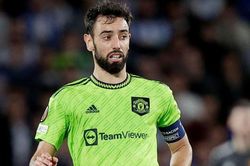 Bruno Fernandes bị chỉ trích sau phát ngôn về Garnacho