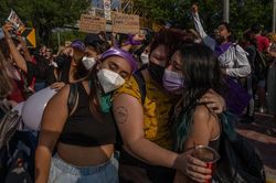 Mexico phát hiện 5 thi thể phụ nữ trong một buổi sáng