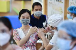 Số ca mắc Covid-19 tại Việt Nam tăng nhẹ