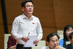 Bộ trưởng Công Thương giải trình về khan hiếm xăng dầu