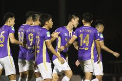 V.League 2022: Sắp hạ màn đua vô địch, kịch tính phút chót đua trụ hạng