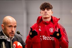 Erik ten Hag phạt nặng Garnacho vì vô kỷ luật ở MU