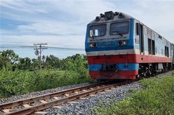 Nghiên cứu đầu tư tuyến đường sắt tốc độ cao 250km/h trên trục Bắc Nam
