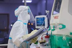 Chưa thể loại trừ COVID-19, vaccine vẫn là chiến lược quan trọng nhất