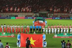 Bóng đá Việt Nam hôm nay: Hai CLB V-League bị xử phạt