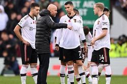 Thua thảm Aston Villa, HLV MU thốt lên 'ngu ngốc'