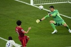 Kết quả bốc thăm vòng 1/8 Champions League - Cúp C1 châu Âu: Tái hiện chung kết Real vs Liverpool