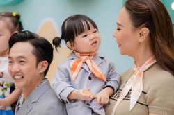 Ái nữ nhà Cường Đô La - Đàm Thu Trang có biểu cảm lạ vì lý do ít ai ngờ tới